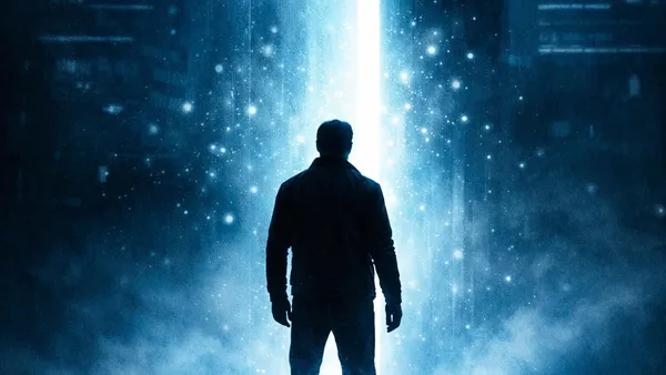 Una figura in controluce davanti a una porta che si apre su una luce intensa — Disclosure Day