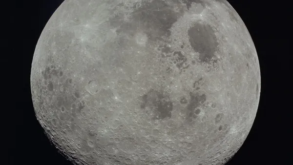 La Luna piena fotografata dagli astronauti dell'Apollo 17